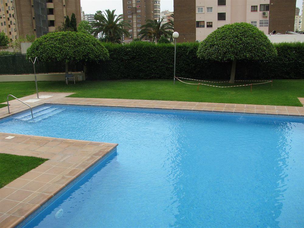 Apartamentos Torre Ipanema Benidorm Bagian luar foto