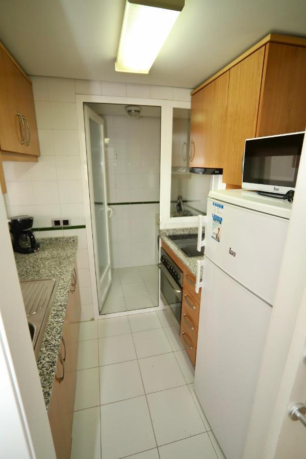 Apartamentos Torre Ipanema Benidorm Bagian luar foto