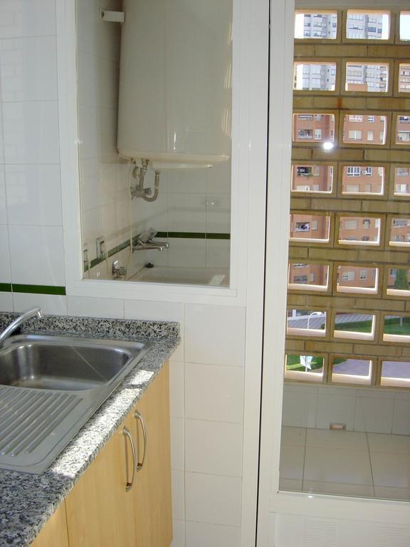 Apartamentos Torre Ipanema Benidorm Ruang foto
